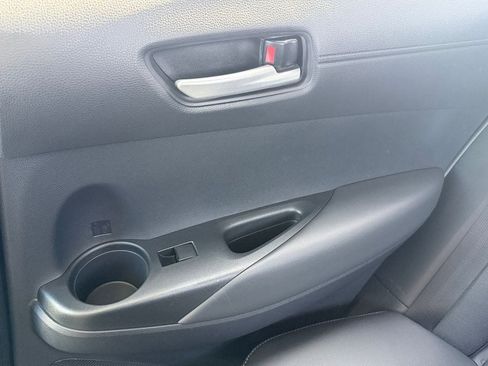 Used 2026 Toyota Corolla Cross XLE w/ Convenience Package image 30