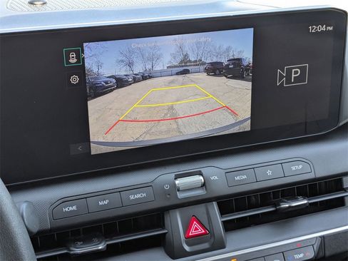 Used 2025 Kia K4 LXS image 20