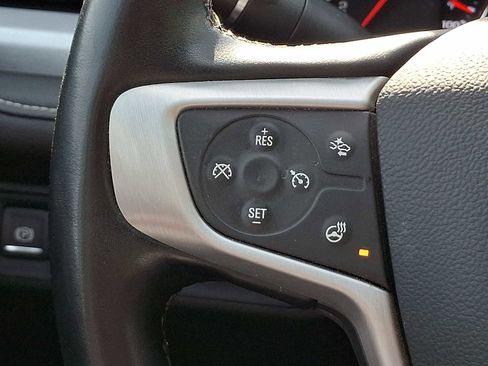 Used 2023 GMC Acadia SLT w/ Elevation Edition image 28