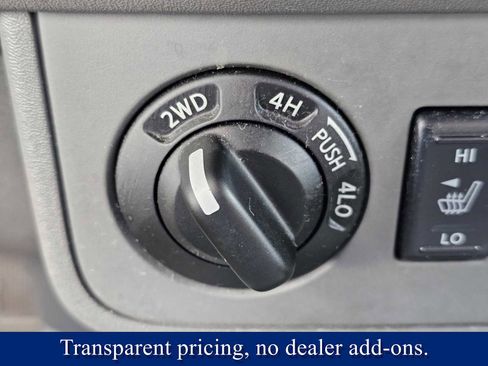 Used 2015 Nissan Frontier SL w/ Moonroof Package image 26