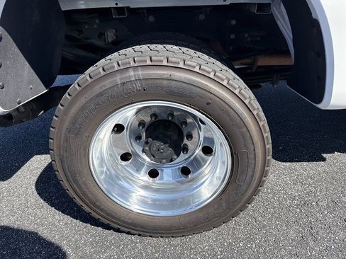 Used 2023 Ford F450 Lariat AWD/4WD image 17