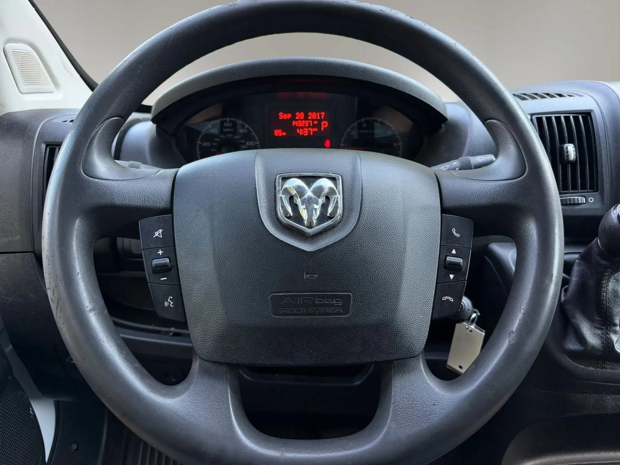 Used 2019 RAM ProMaster 2500 FWD image 18