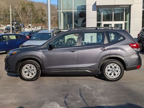 Used 2022 Subaru Forester image 6