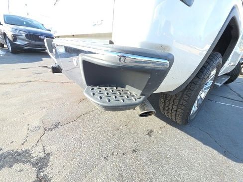 Used 2018 GMC Sierra 1500 SLT w/ SLT Premium Package image 13