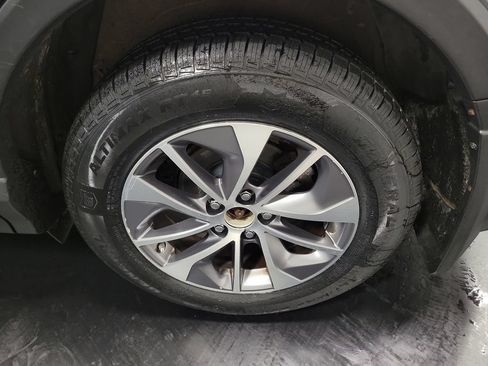 Used 2017 Toyota RAV4 XLE w/ All Weather Liner Package AWD/4WD image 12