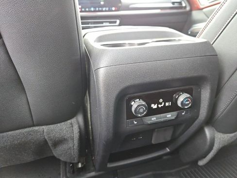 Certified 2024 Chevrolet Traverse RS w/ LPO, Floor Liner Package image 26