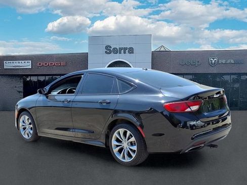 Used 2015 Chrysler 200 S FWD image 5