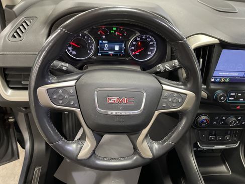 Used 2018 GMC Terrain Denali w/ Advanced Safety Package image 18