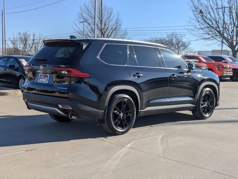 Used 2024 Toyota Grand Highlander AWD Hybrid image 6