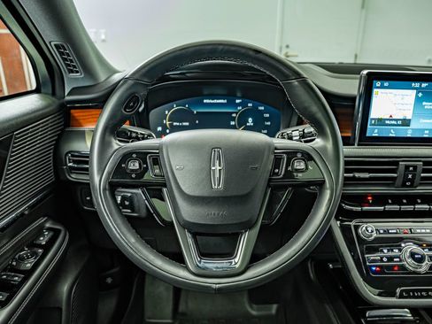 Used 2022 Lincoln Corsair Reserve FWD image 24