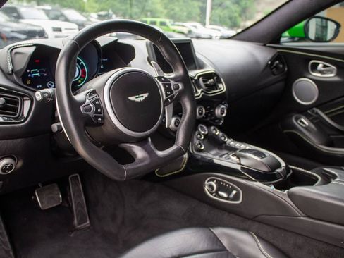 Used 2019 Aston Martin V8 Vantage Coupe RWD image 10