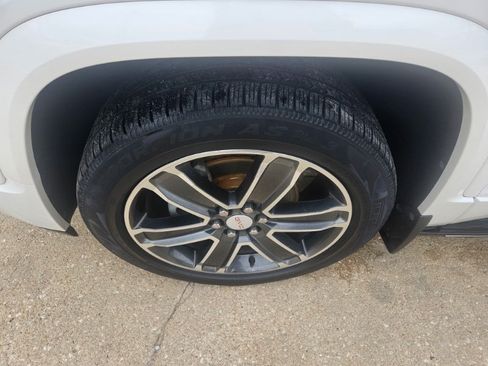 Used 2018 GMC Acadia Denali w/ Technology Package AWD/4WD image 11