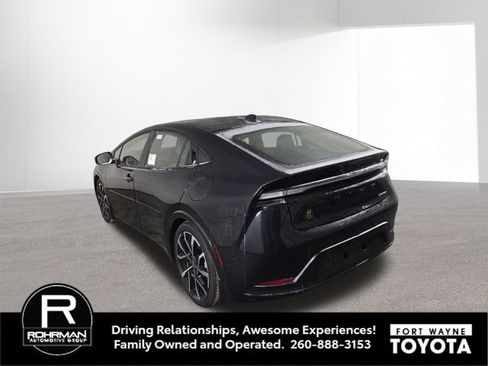 New 2026 Toyota Prius Plug-In Hybrid image 9