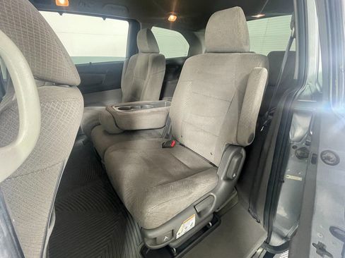 Used 2016 Honda Odyssey SE image 25