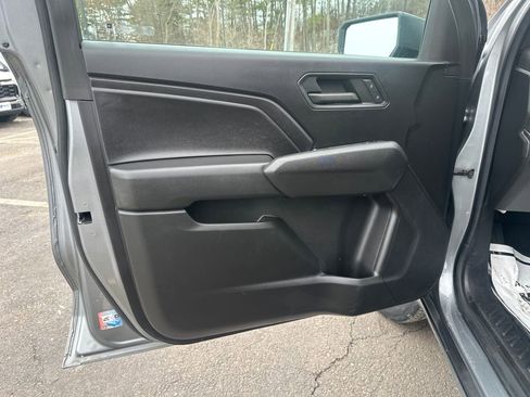 Used 2023 Chevrolet Colorado W/T image 10