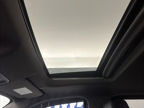 Used 2021 Chevrolet Silverado 1500 LTZ image 14