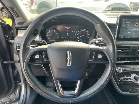 Used 2021 Lincoln Corsair FWD w/ Convenience Package image 12