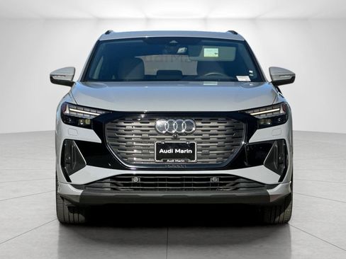 Certified 2023 Audi Q4 e-tron Prestige w/ Black Optic Package image 8