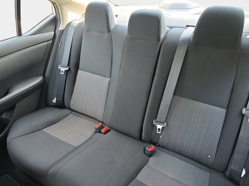Used 2024 Nissan Sentra SV FWD image 19