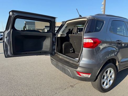 Used 2018 Ford EcoSport SE FWD image 9