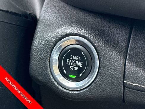 Used 2022 Buick Envision Avenir w/ Technology Package II image 28