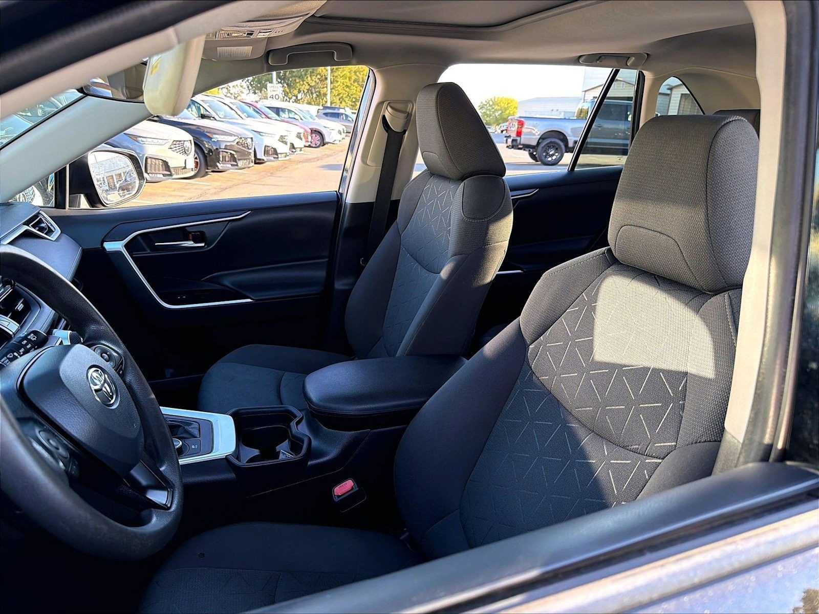 Used 2021 Toyota RAV4 XLE w/ Convenience Package AWD/4WD image 26