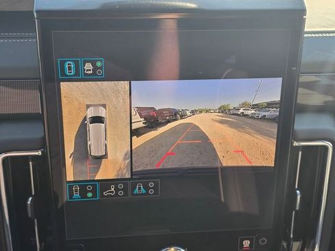 New 2026 GMC Yukon XL Elevation image 22