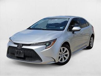 Used 2022 Toyota Corolla LE image 1