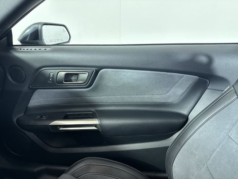 Certified 2020 Ford Mustang Shelby GT350 w/ Technology Package image 43