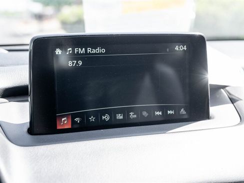 Used 2018 MAZDA CX-9 Touring FWD image 13