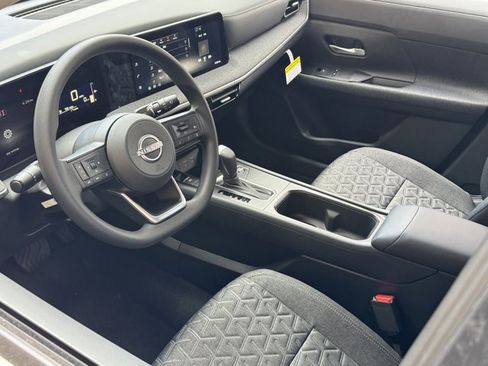 New 2026 Nissan Kicks SV w/ Cold Weather Package image 20