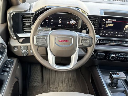 New 2026 GMC Sierra 1500 SLT w/ SLT Premium Package image 15