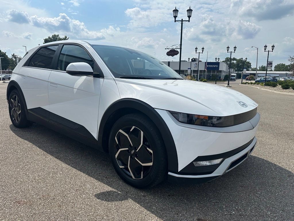 Used 2022 Hyundai Ioniq 5 SE w/ Cargo Package AWD/4WD image 3