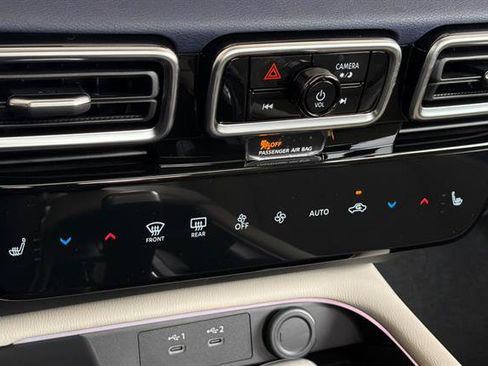 New 2026 Nissan Sentra SL w/ Floor Mat Package FWD image 22