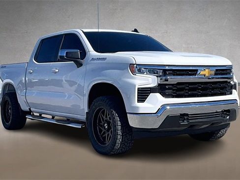 Used 2026 Chevrolet Silverado 1500 LT image 11