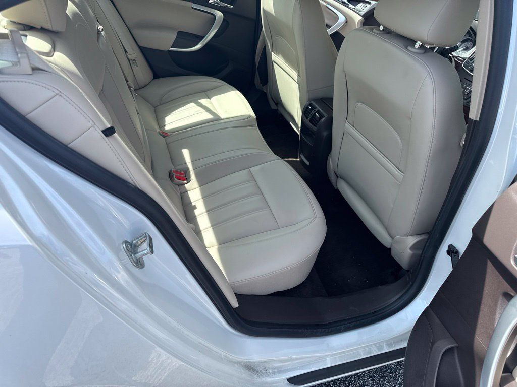 Used 2016 Buick Regal FWD image 9