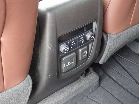 Used 2018 Buick Enclave Avenir w/ Avenir Technology Package image 29