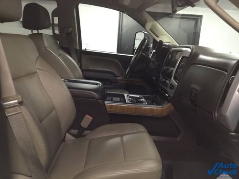 Used 2015 GMC Sierra 2500 SLT w/ Suspension Package, Off-Road image 42