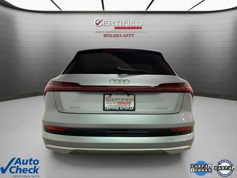 Used 2023 Audi e-tron Premium Plus w/ Premium Plus Package AWD/4WD image 11