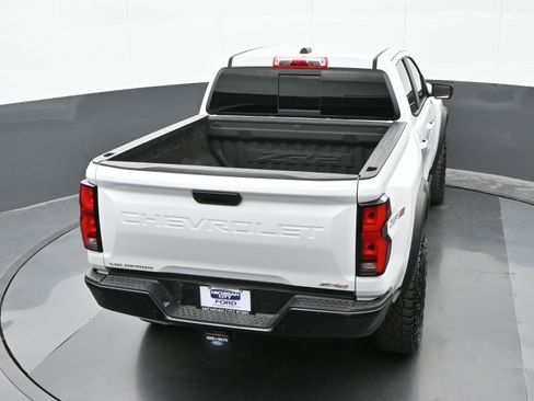Used 2024 Chevrolet Colorado ZR2 w/ ZR2 Convenience Package III image 33