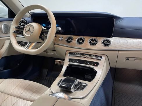 Used 2023 Mercedes-Benz E 450 4MATIC Cabriolet image 29