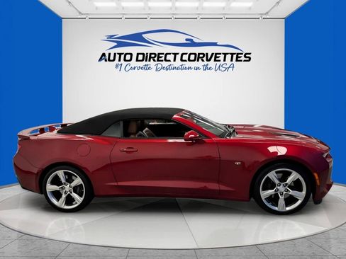 Used 2017 Chevrolet Camaro SS RWD image 8