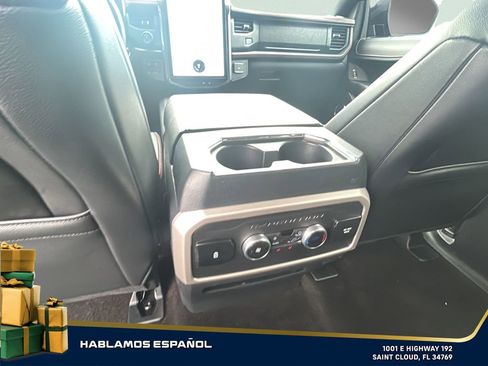 Used 2022 Ford Expedition Limited image 26