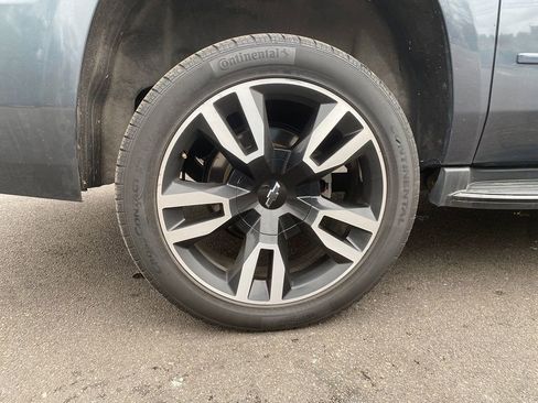 Used 2020 Chevrolet Suburban Premier image 31