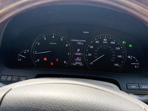 Used 2017 Lexus LS 460 w/ Comfort Package RWD image 13