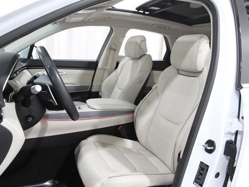 Certified 2024 Genesis GV70 2.5T w/ Advanced Package image 5