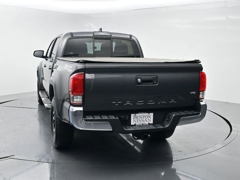 Used 2016 Toyota Tacoma TRD Off-Road w/ Towing Package RWD image 19