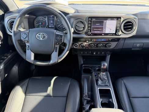 Used 2020 Toyota Tacoma TRD Off-Road image 27