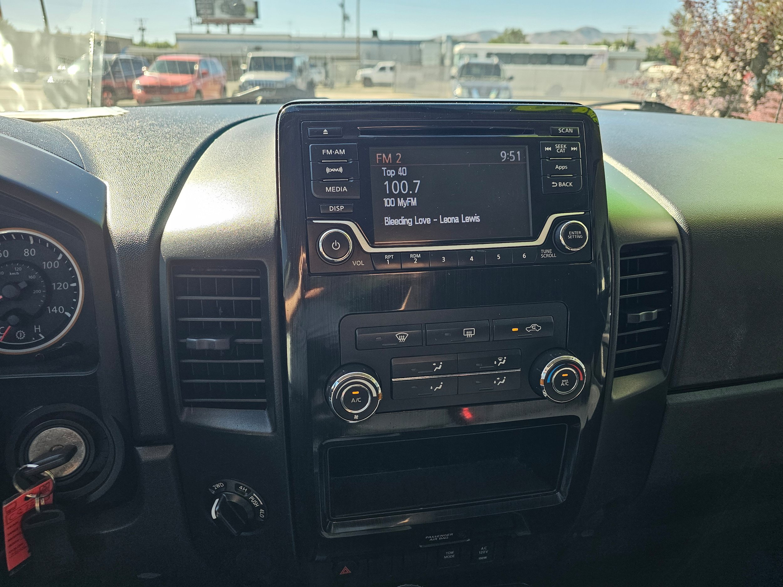 Used 2015 Nissan Titan PRO-4X AWD/4WD image 13