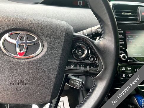 Used 2022 Toyota Prius XLE FWD image 16